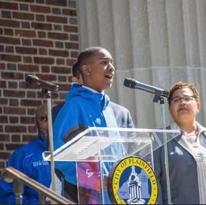 Meet your Posher, Ronnell